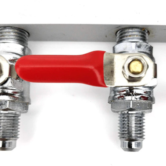 Gas Line Manifold Splitter 3 ways (MFL Thread) Gas Line Manifold Splitter 3 ways (MFL Thread)